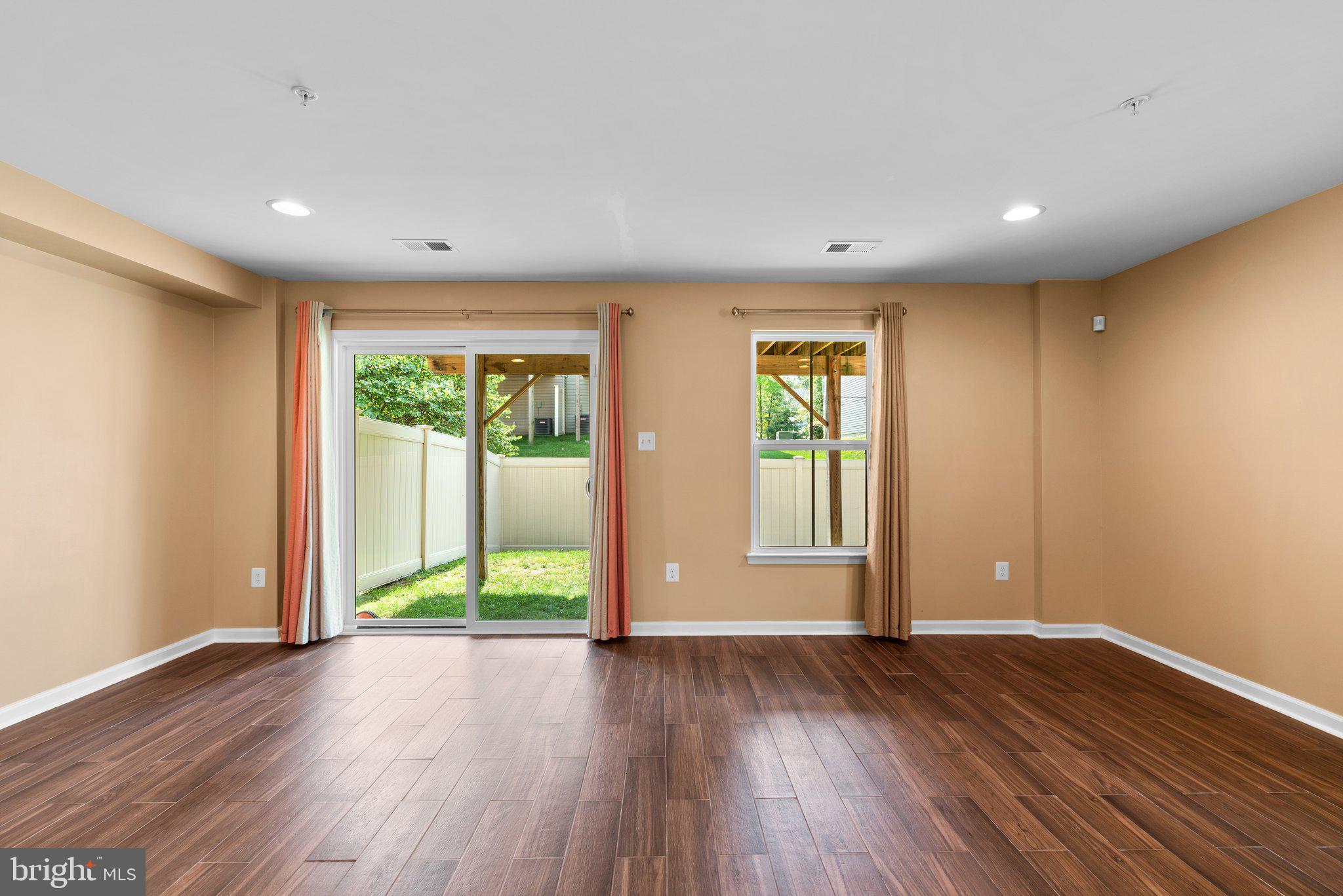 719 APPLE ORCHARD DRIVE