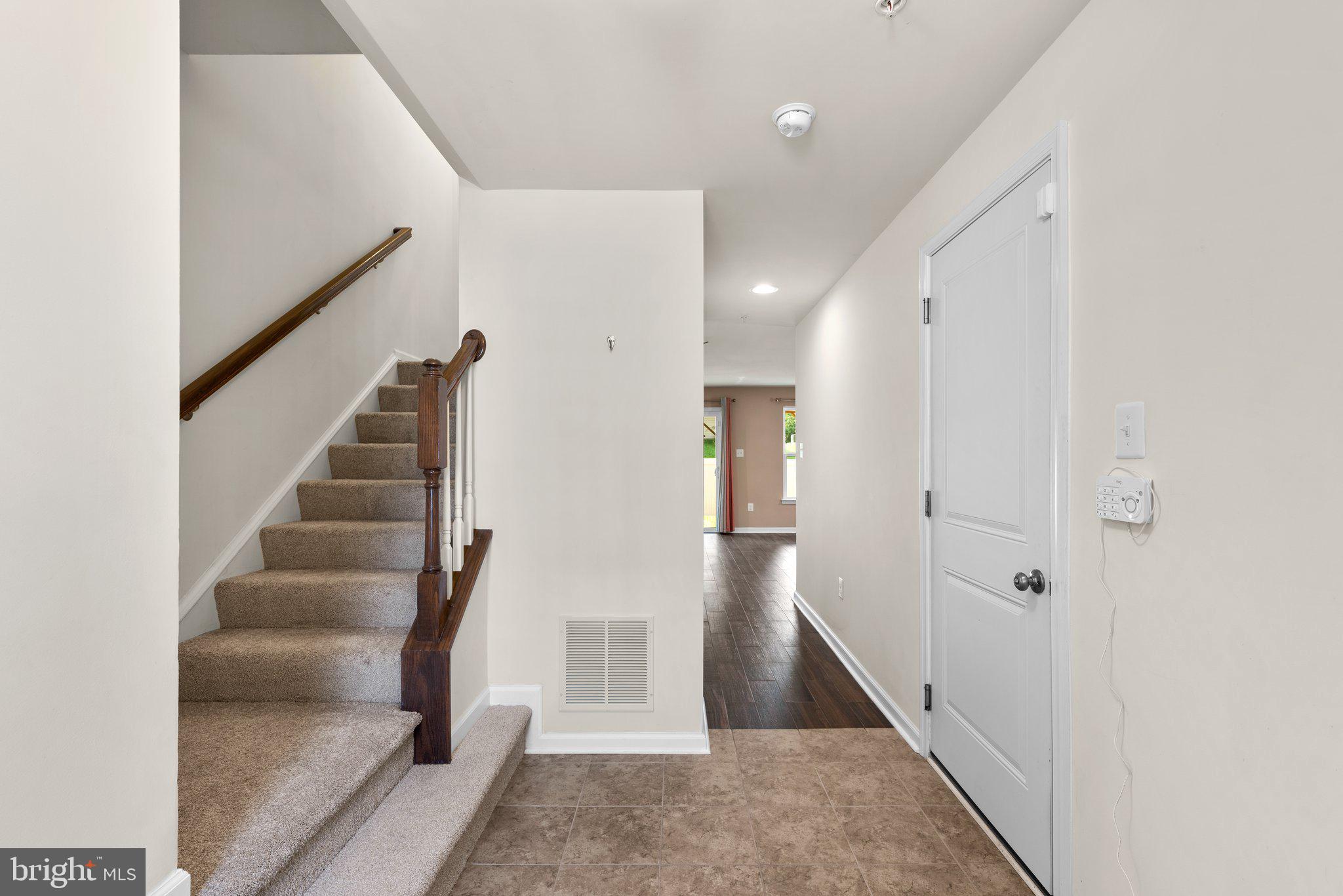 719 APPLE ORCHARD DRIVE