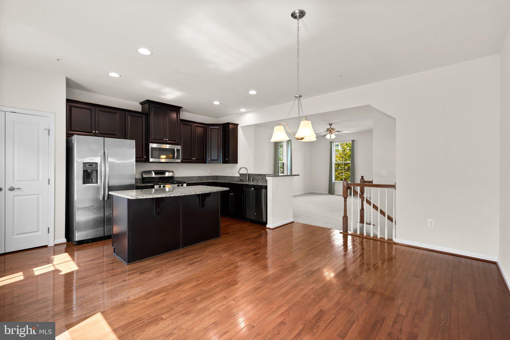 719 APPLE ORCHARD DRIVE