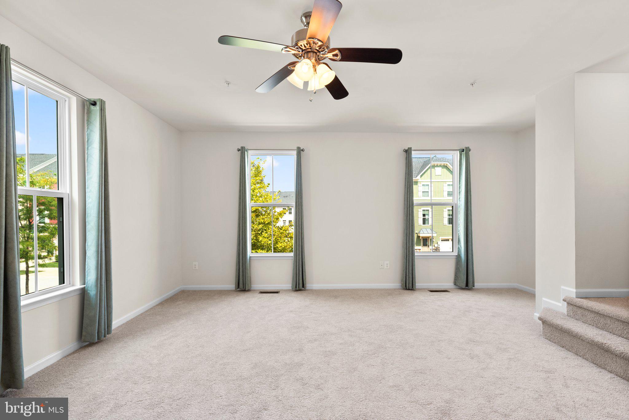 719 APPLE ORCHARD DRIVE