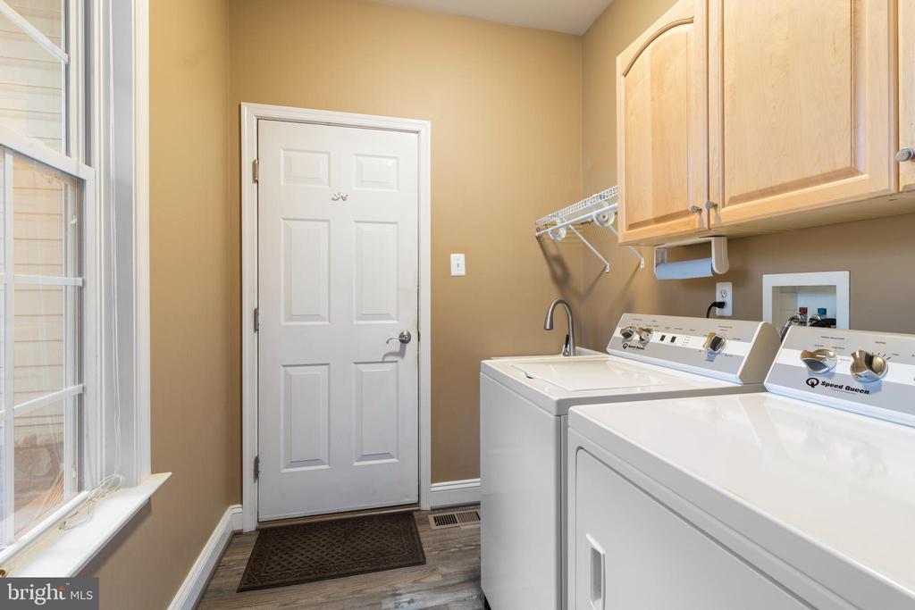 818 THICKET COURT