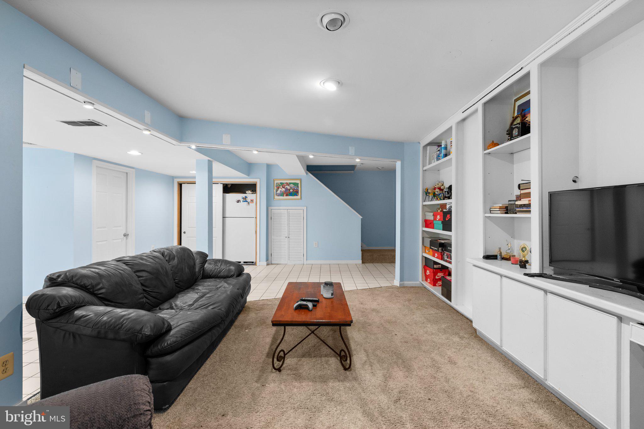 502 NORTON LANE