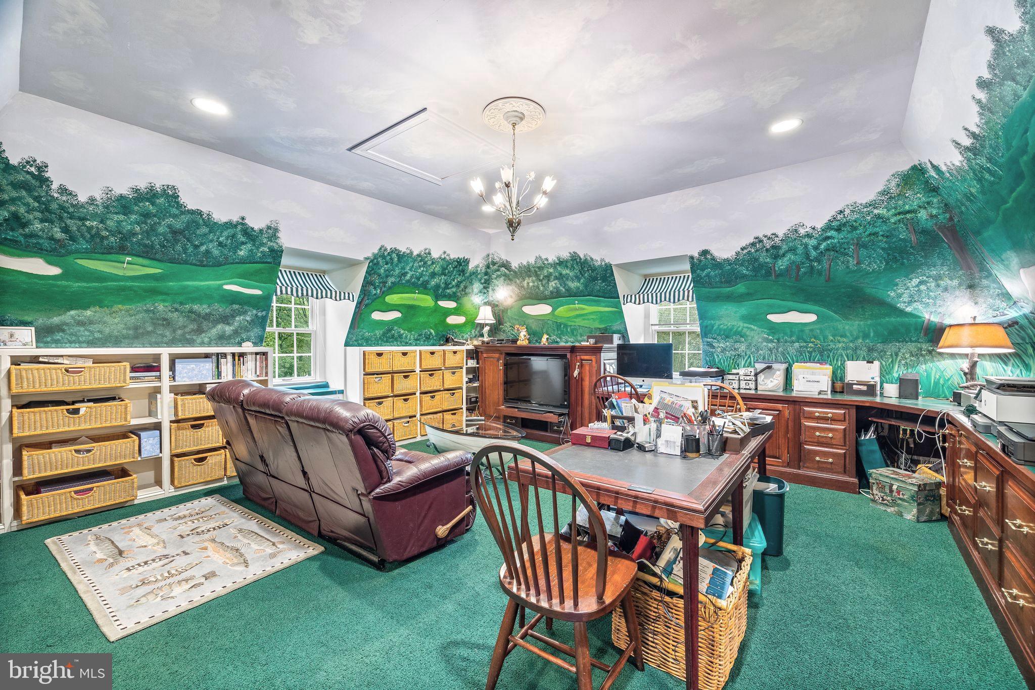 621 TRAVELLER COURT