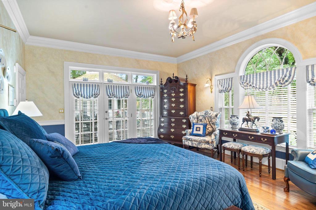 621 TRAVELLER COURT