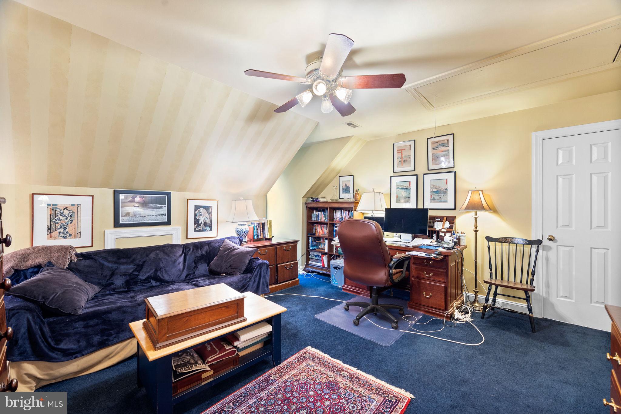 621 TRAVELLER COURT