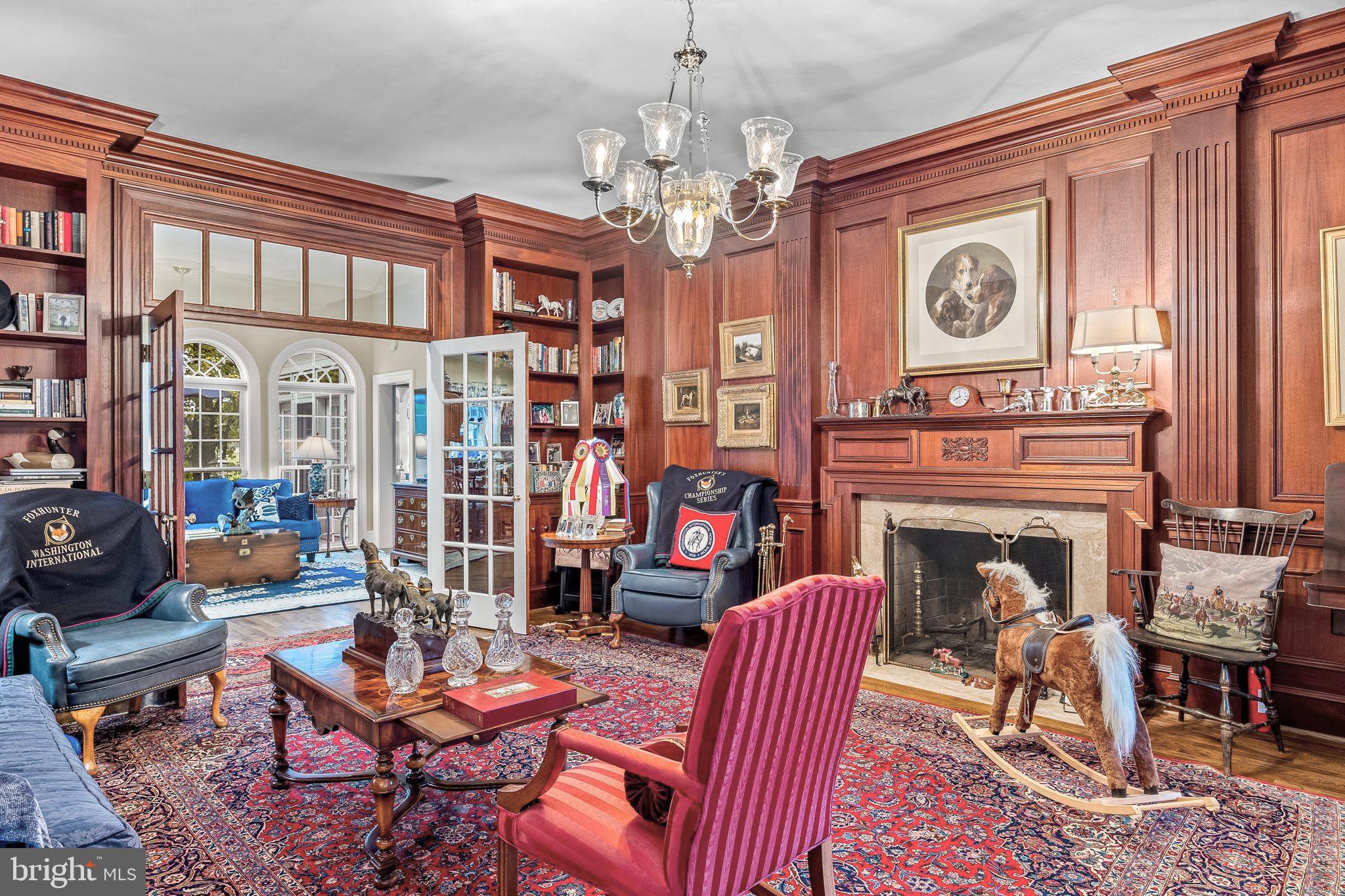 621 TRAVELLER COURT