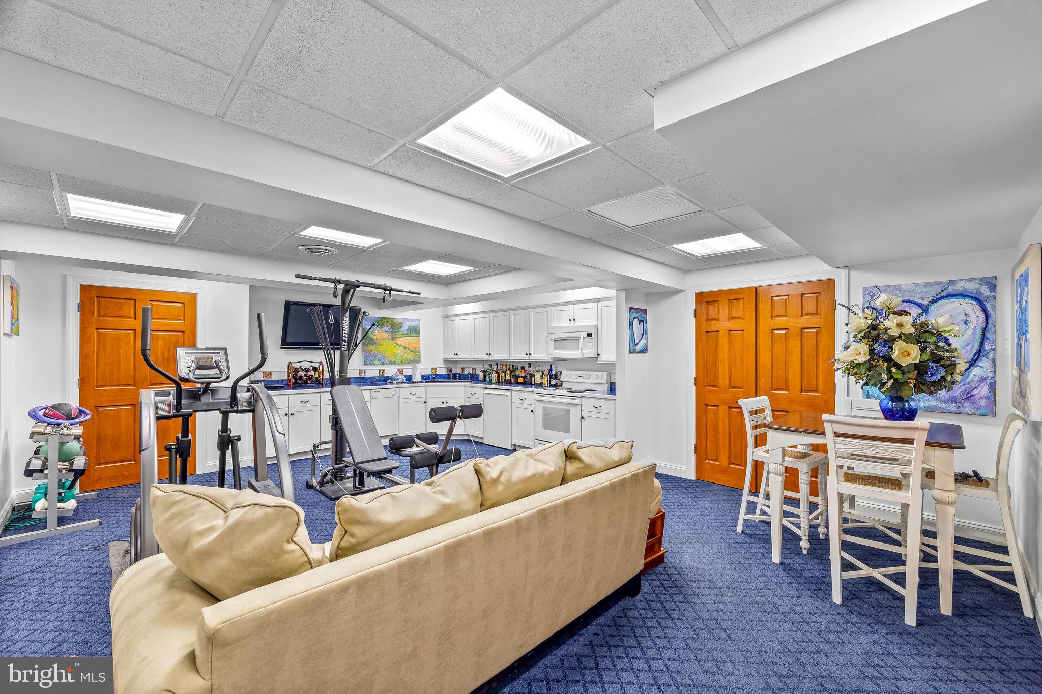 621 TRAVELLER COURT