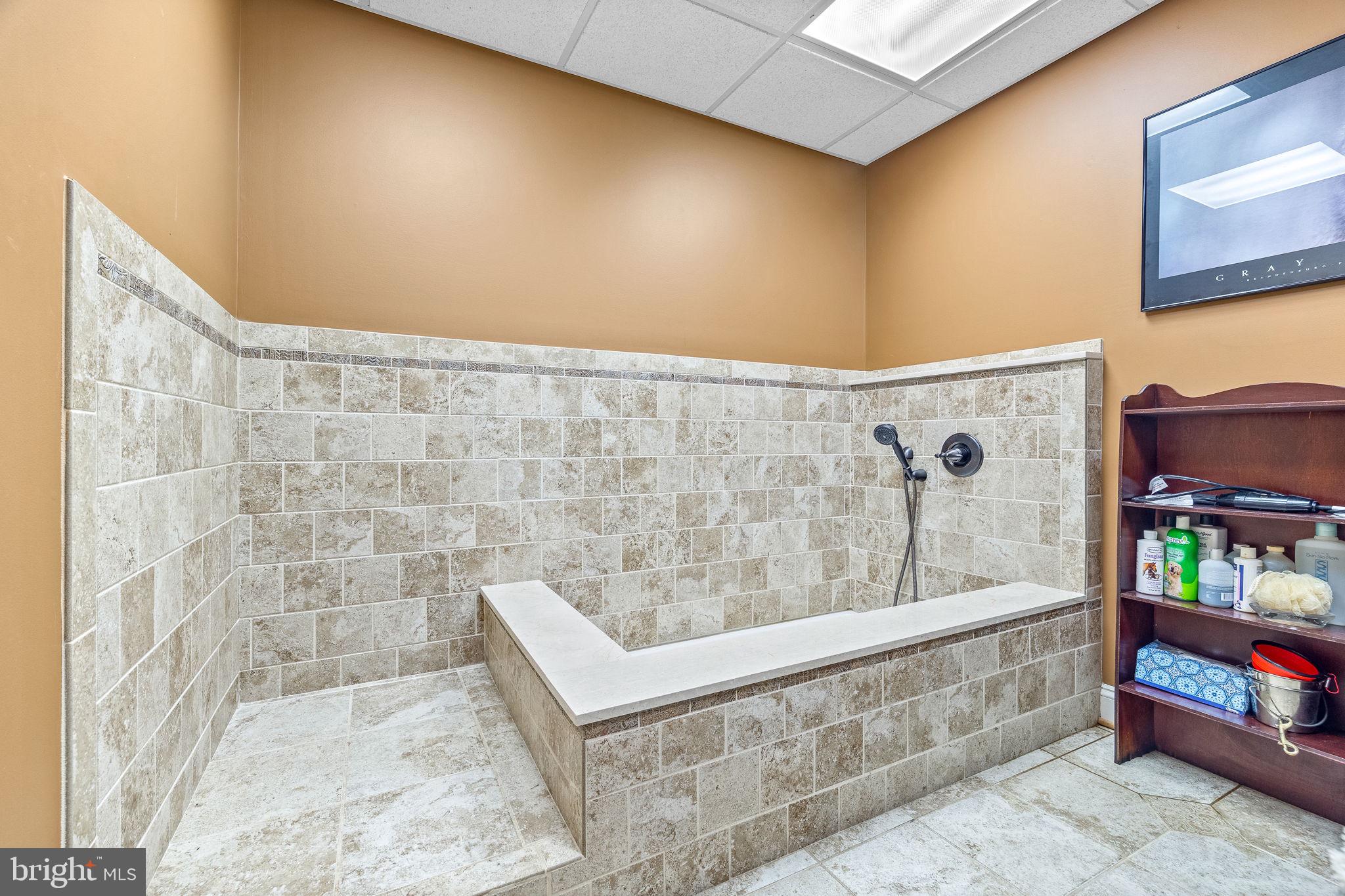 621 TRAVELLER COURT