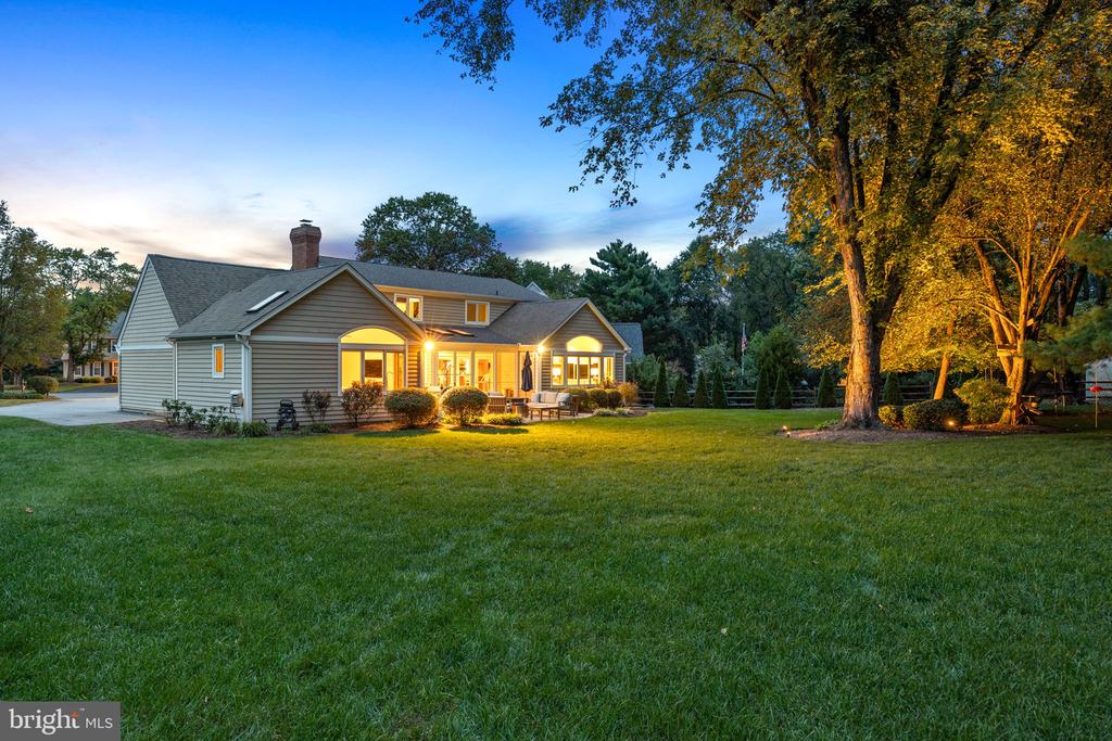 641 COVE TERRACE