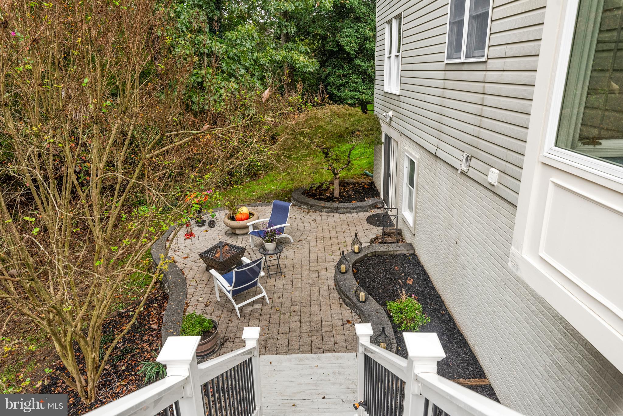 8389 PIPING ROCK COURT