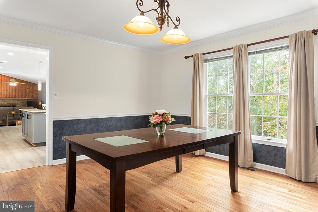 8389 PIPING ROCK COURT