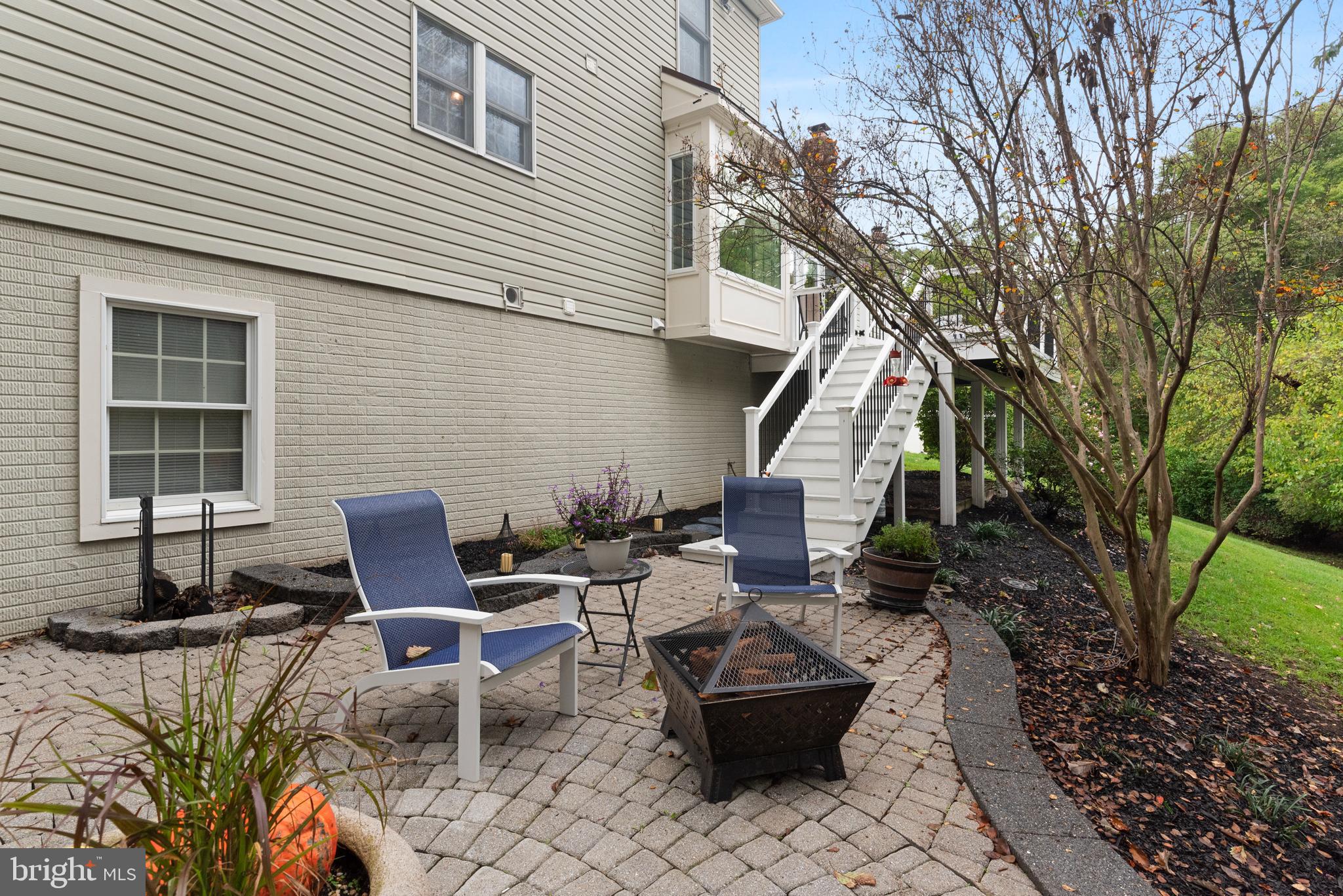 8389 PIPING ROCK COURT