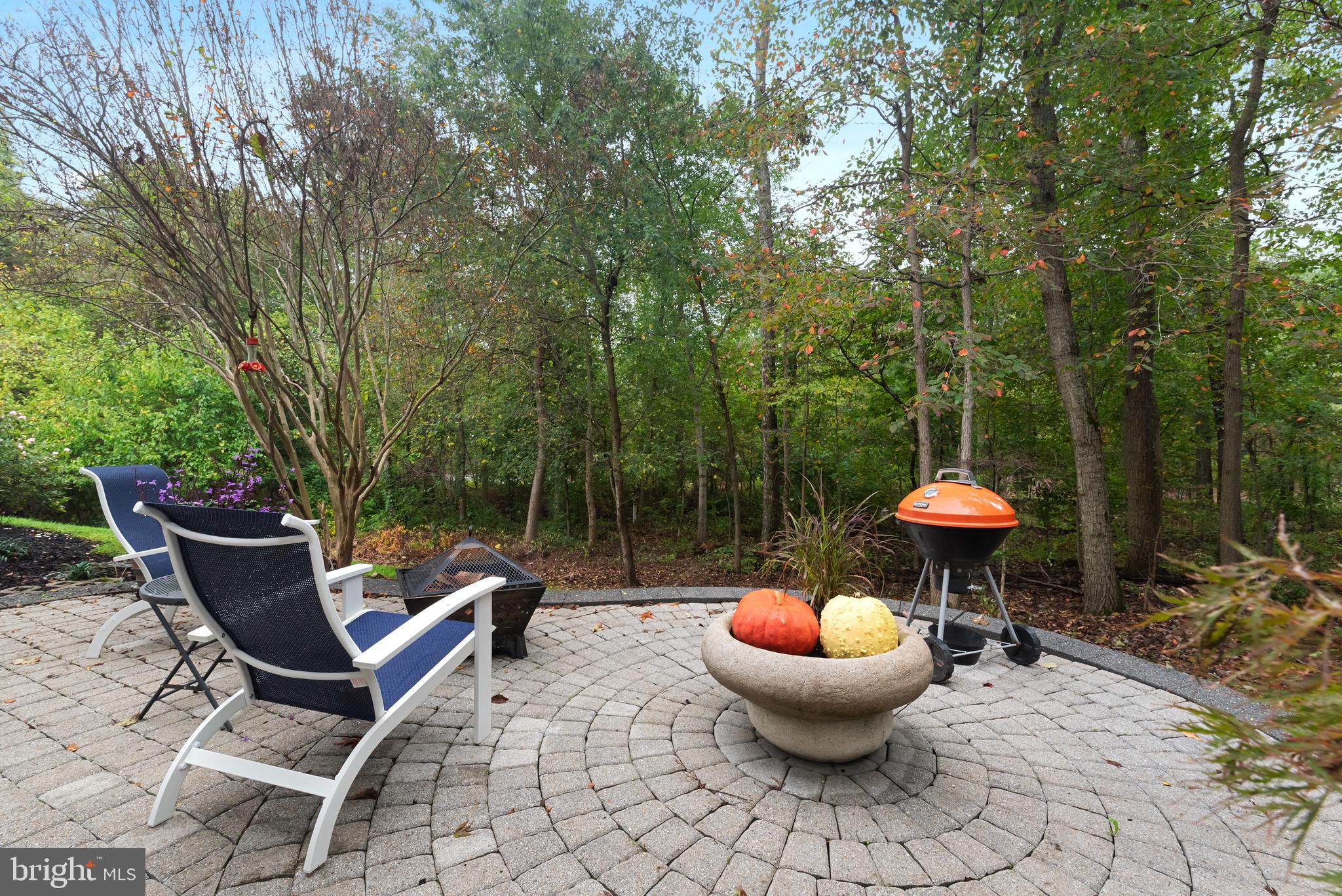 8389 PIPING ROCK COURT