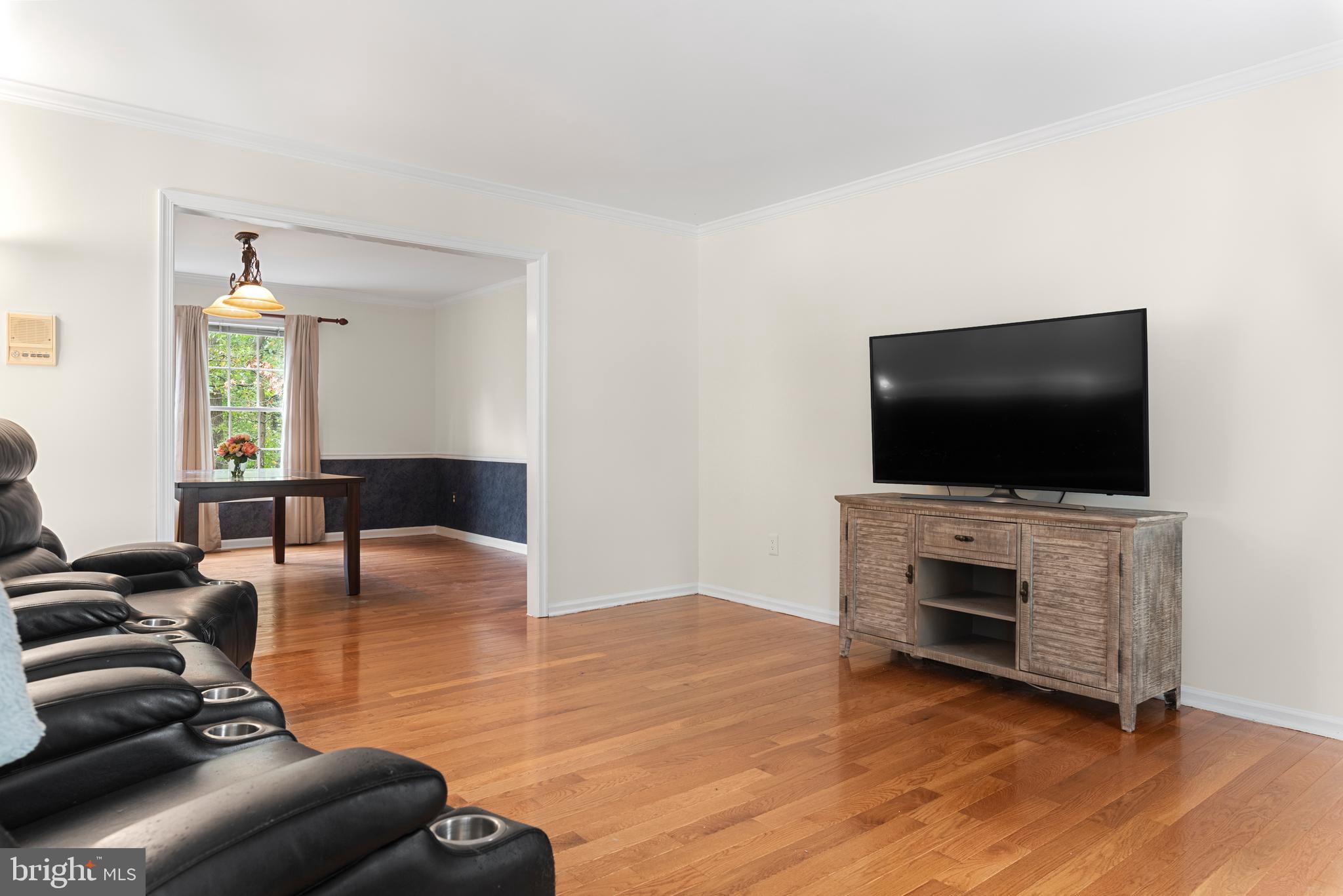 8389 PIPING ROCK COURT