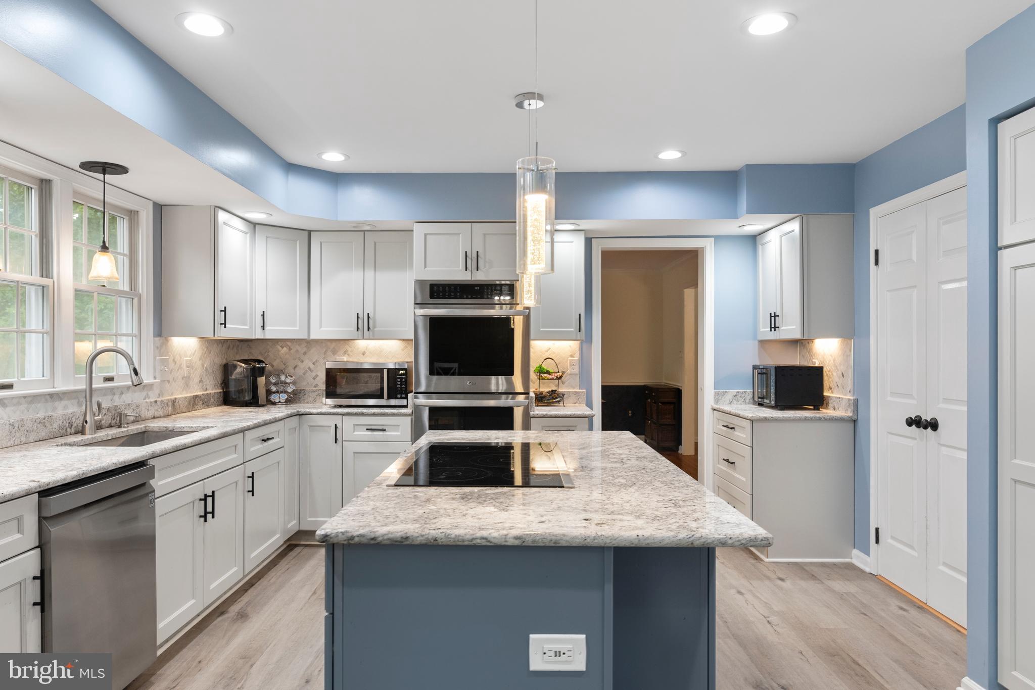 8389 PIPING ROCK COURT