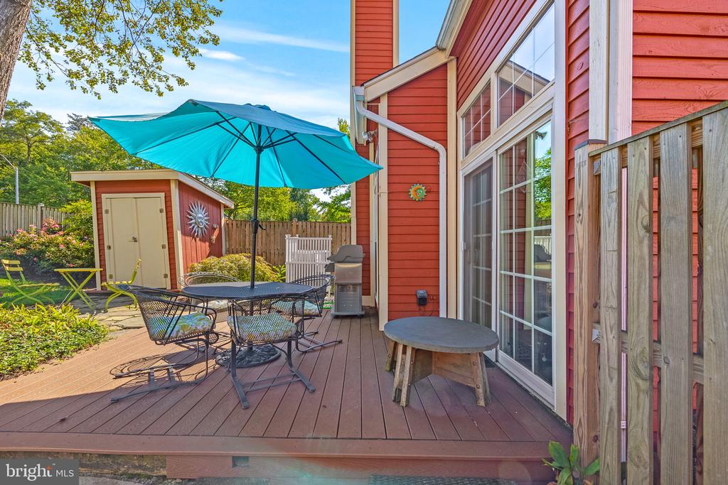 963 WINDWHISPER LANE