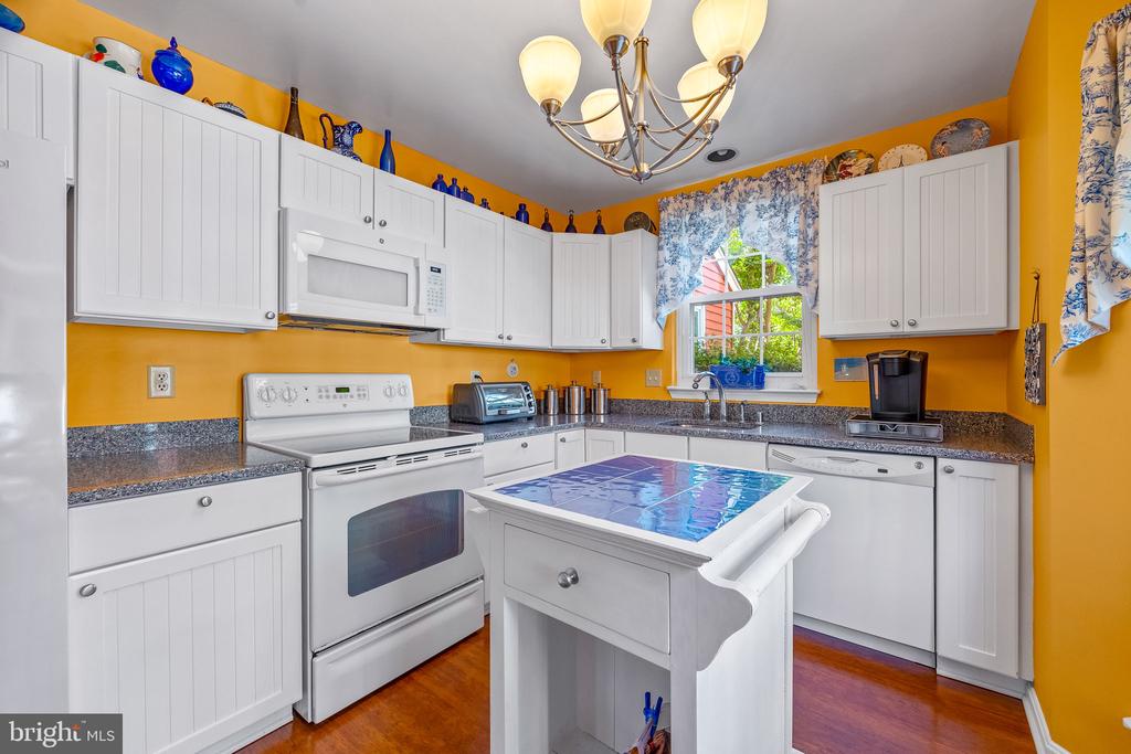 963 WINDWHISPER LANE