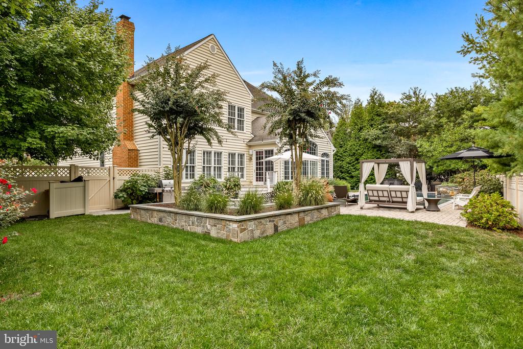 502 TREMONT CIRCLE