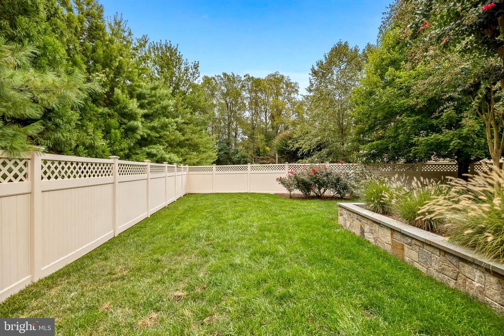 502 TREMONT CIRCLE