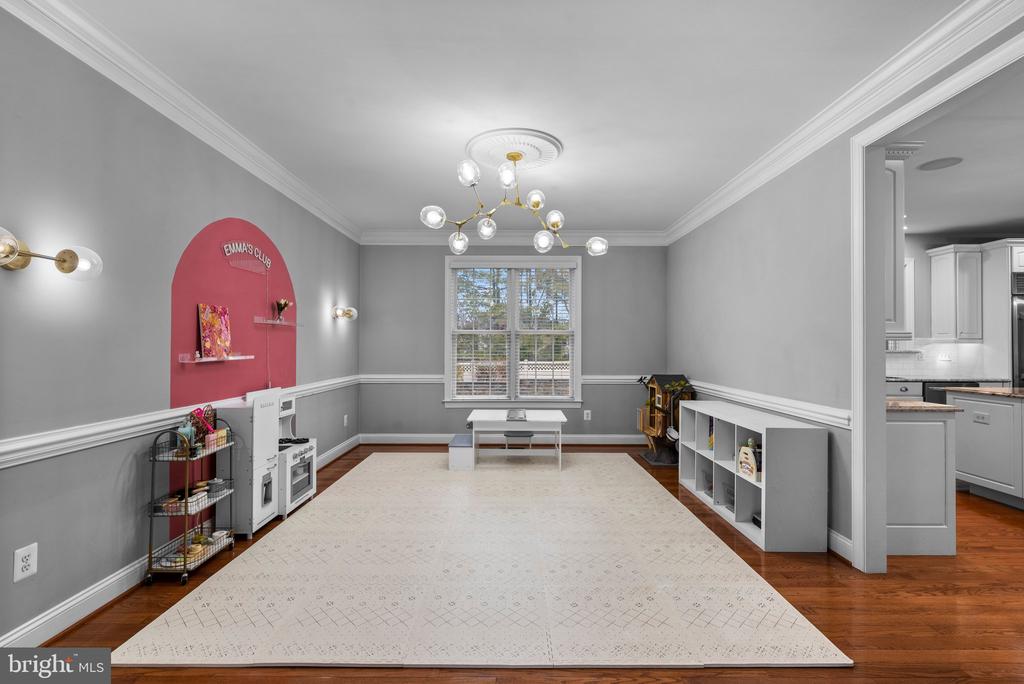 502 TREMONT CIRCLE