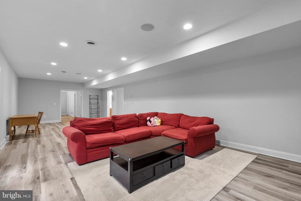 502 TREMONT CIRCLE