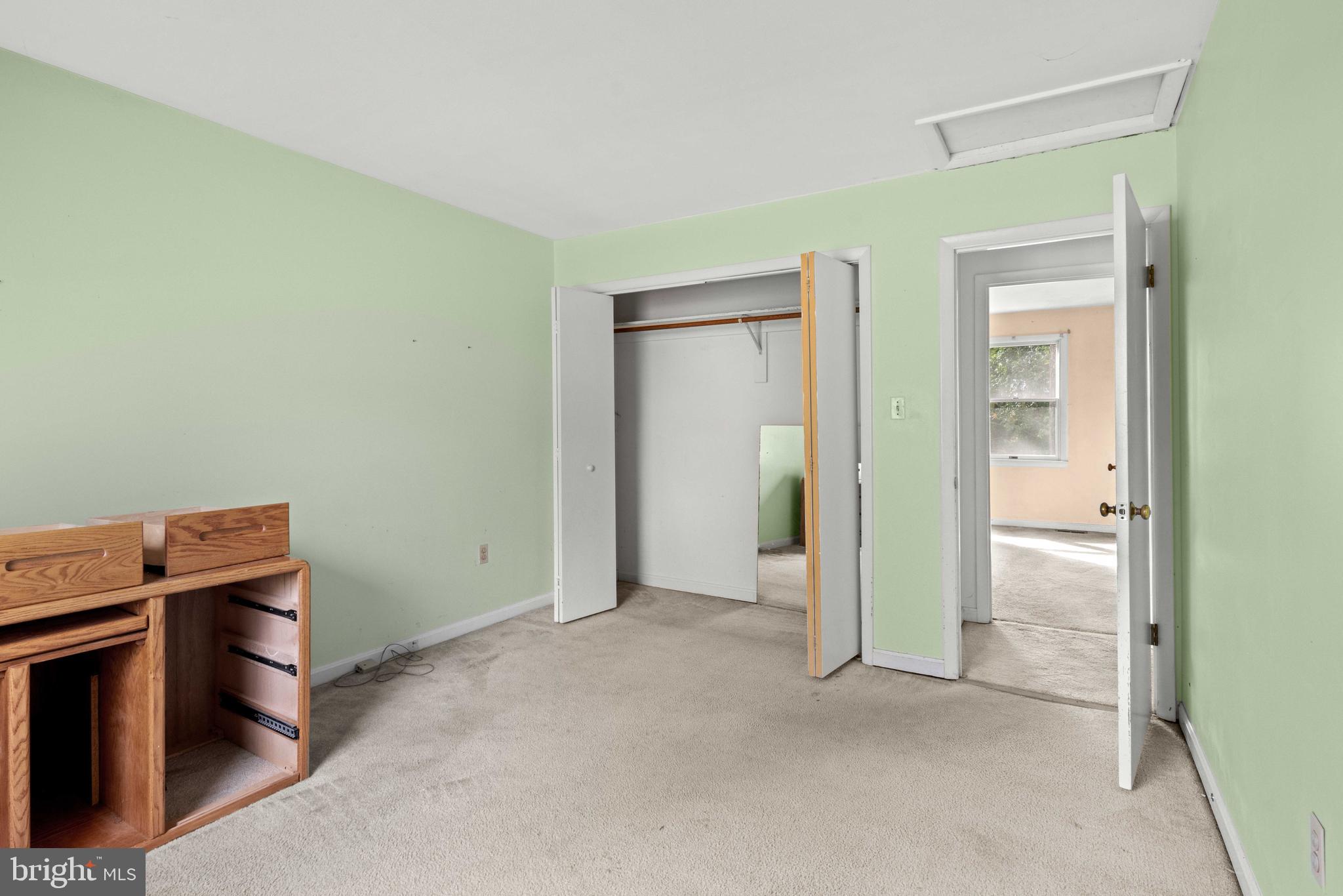 683 SWAN DRIVE