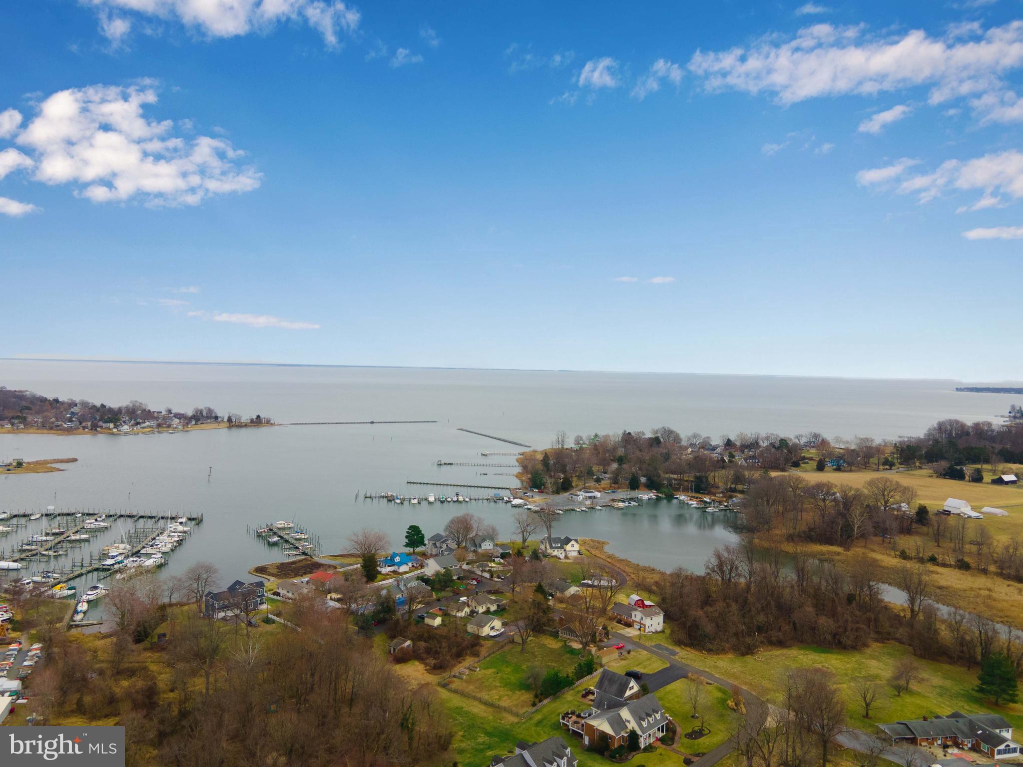 683 SWAN DRIVE