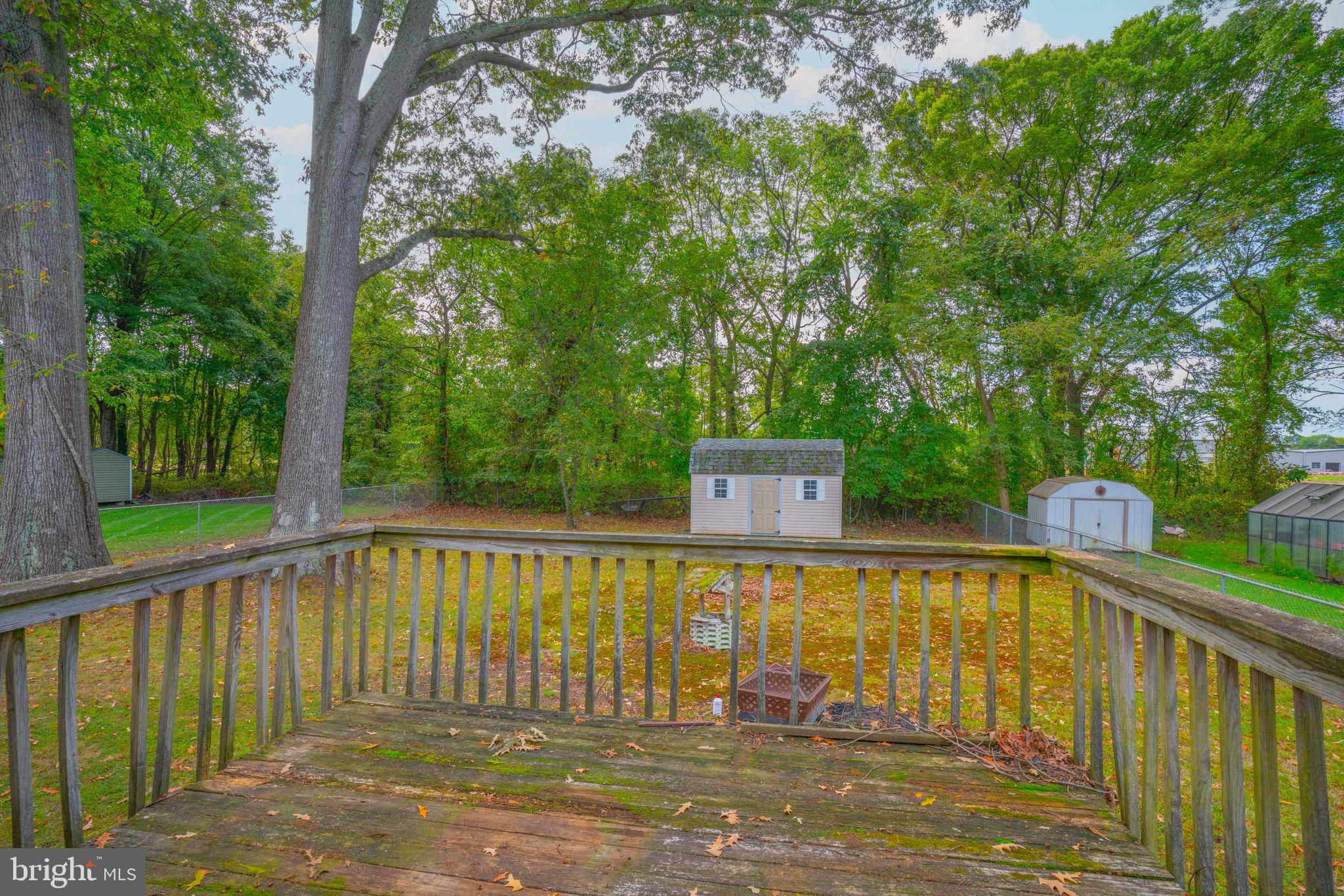 683 SWAN DRIVE