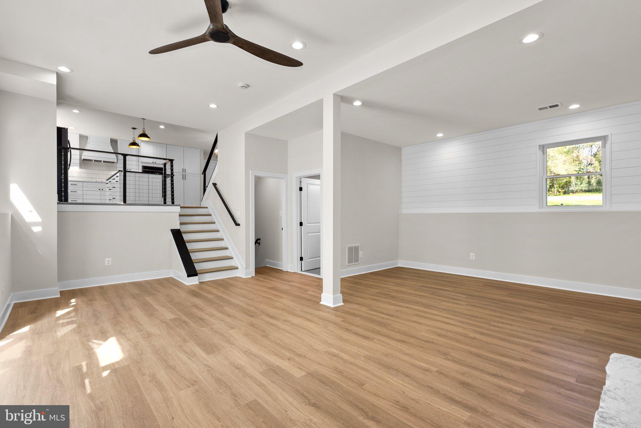 5212 COTTONWOOD DRIVE