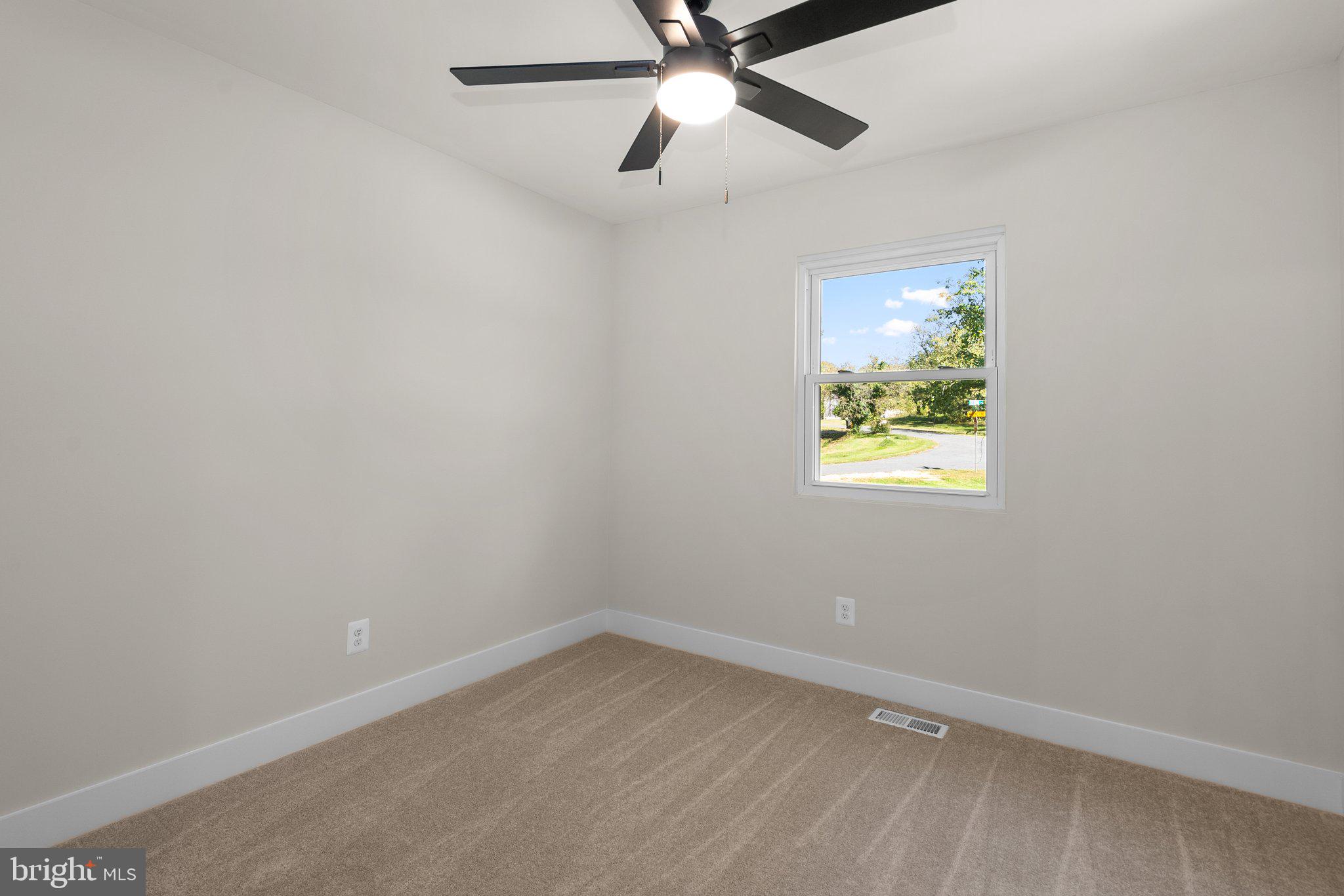 5212 COTTONWOOD DRIVE