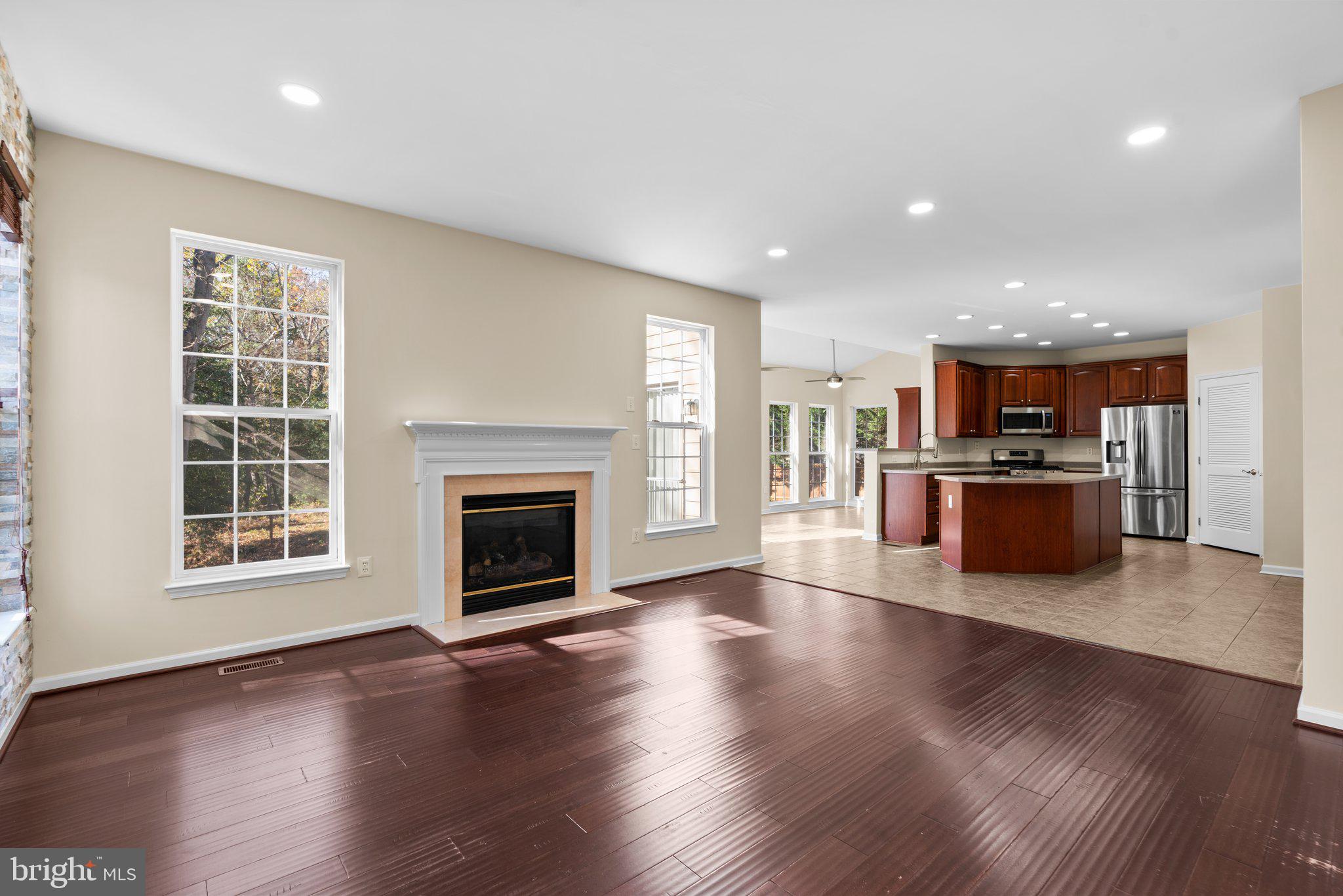 320 RITCHIE HIGHWAY