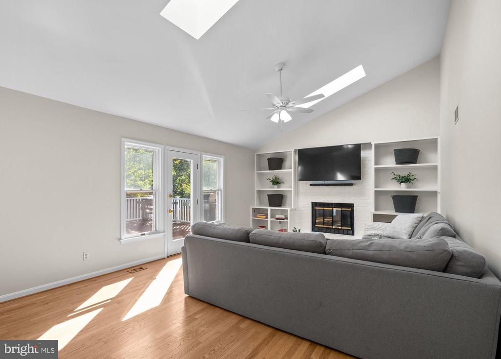 402 SHEFFIELD ROAD