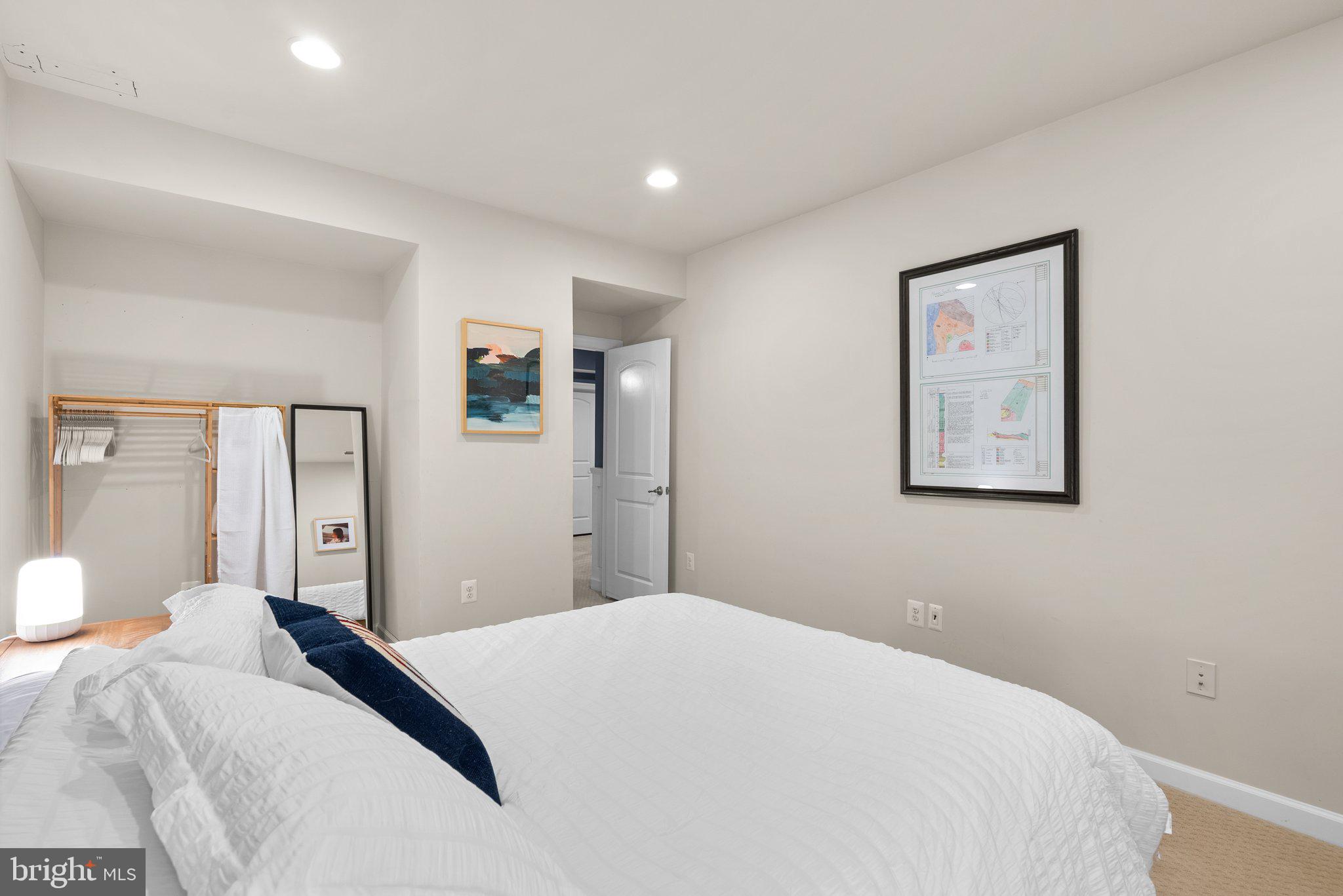 1310 PENNINGTON LANE N