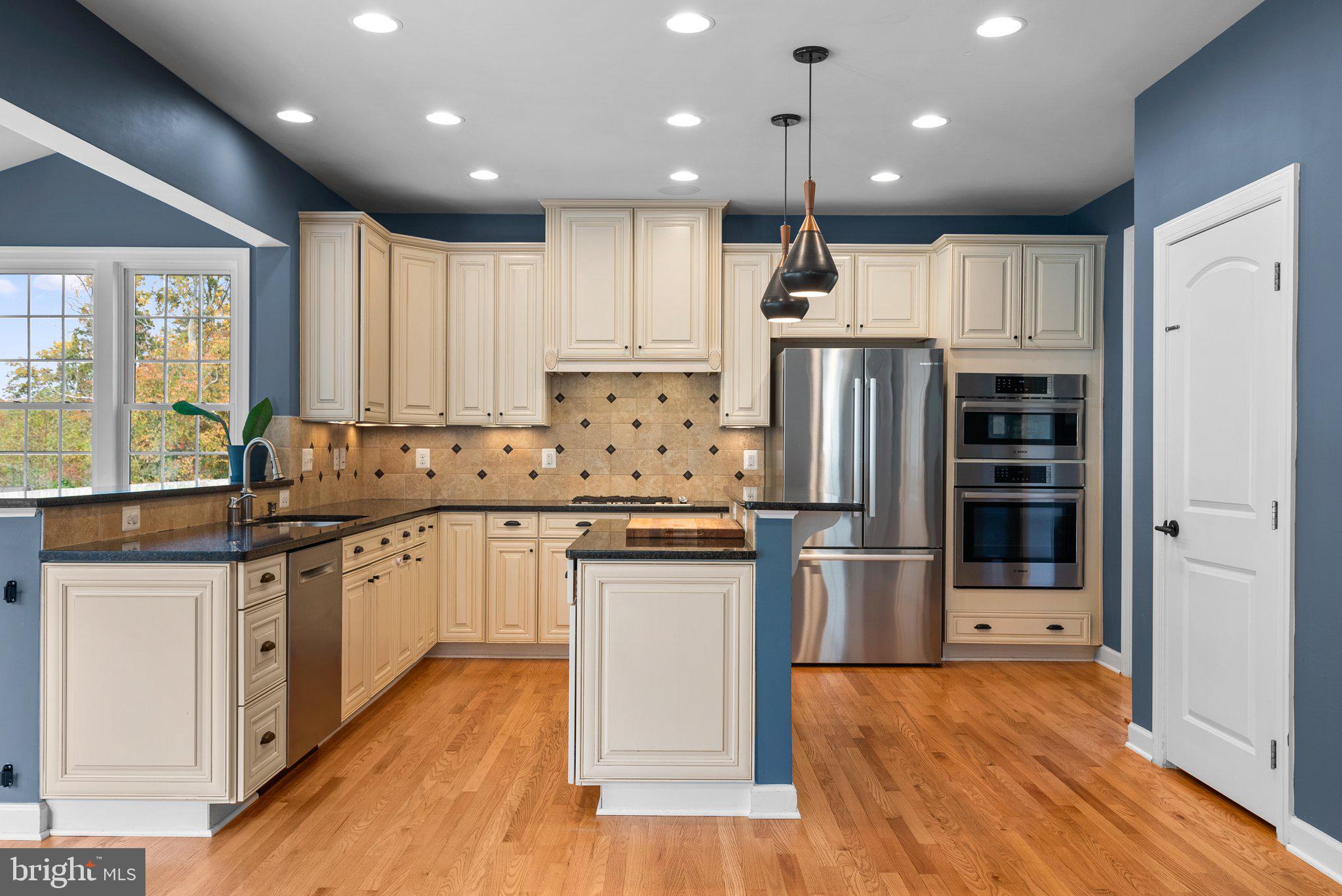 1310 PENNINGTON LANE N