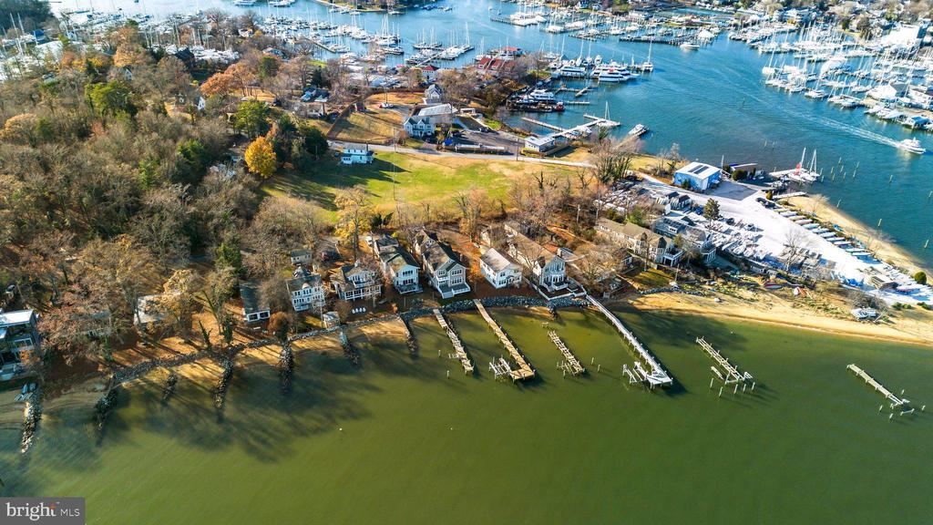 7019 BAY FRONT DRIVE