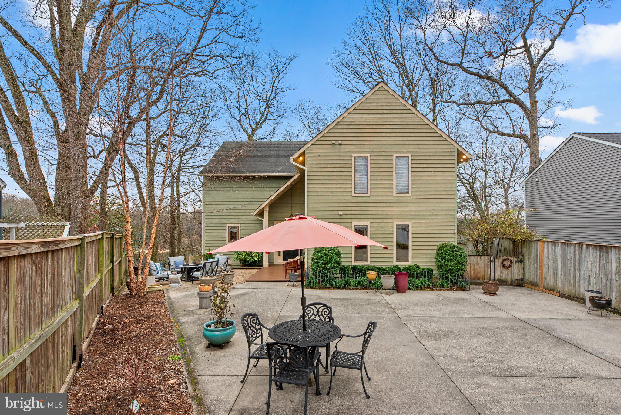 665 ARLEIGH ROAD