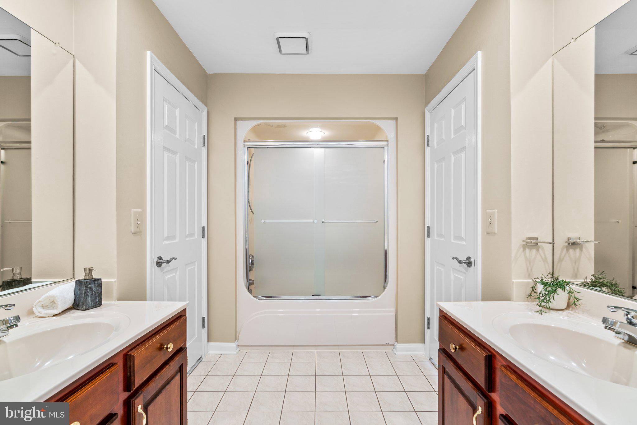 513 POINT FIELD DRIVE A