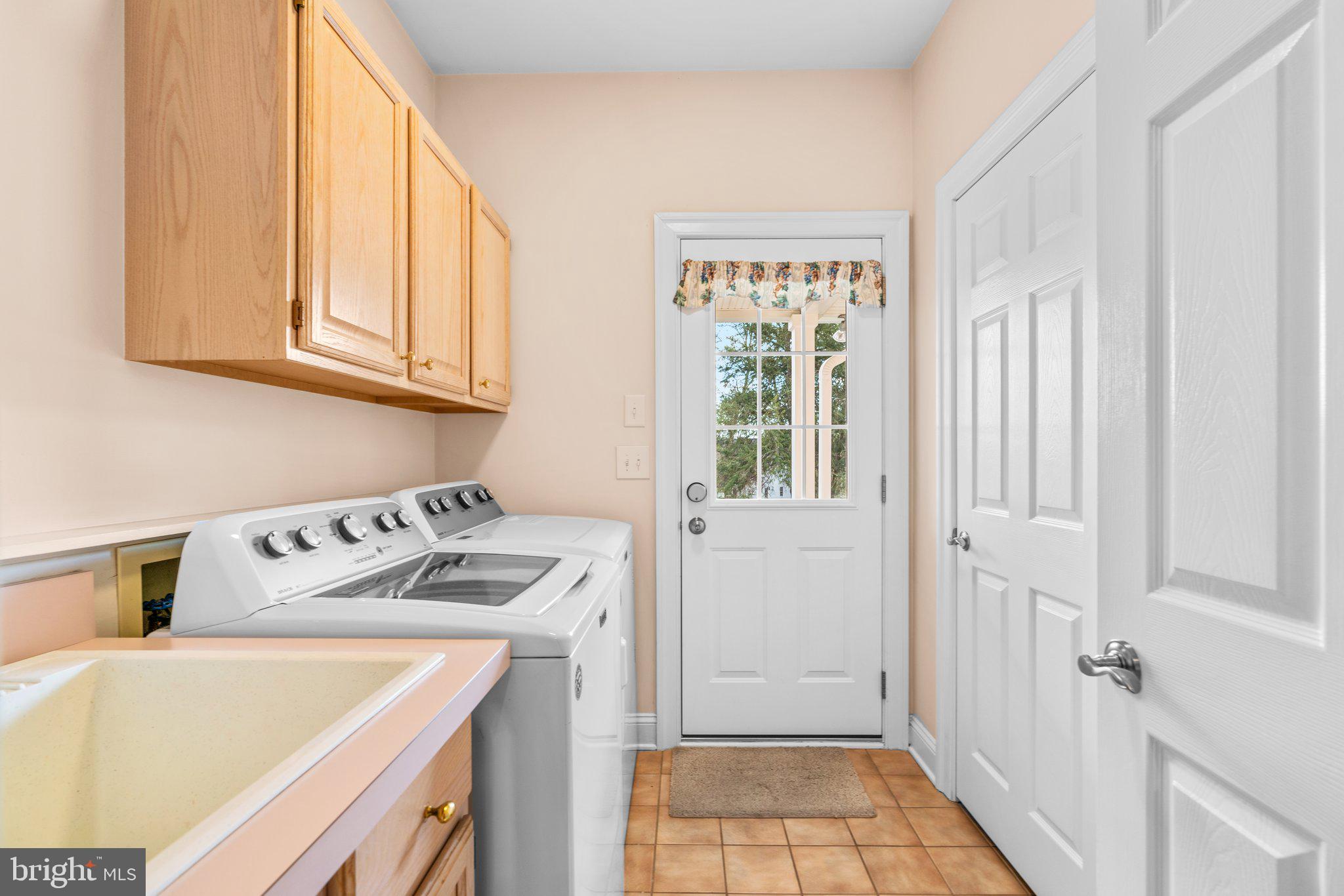 513 POINT FIELD DRIVE A