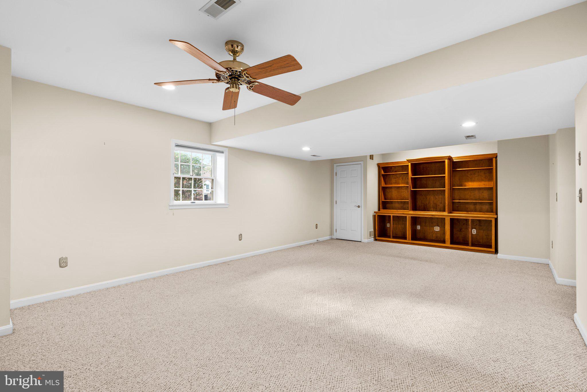 513 POINT FIELD DRIVE A