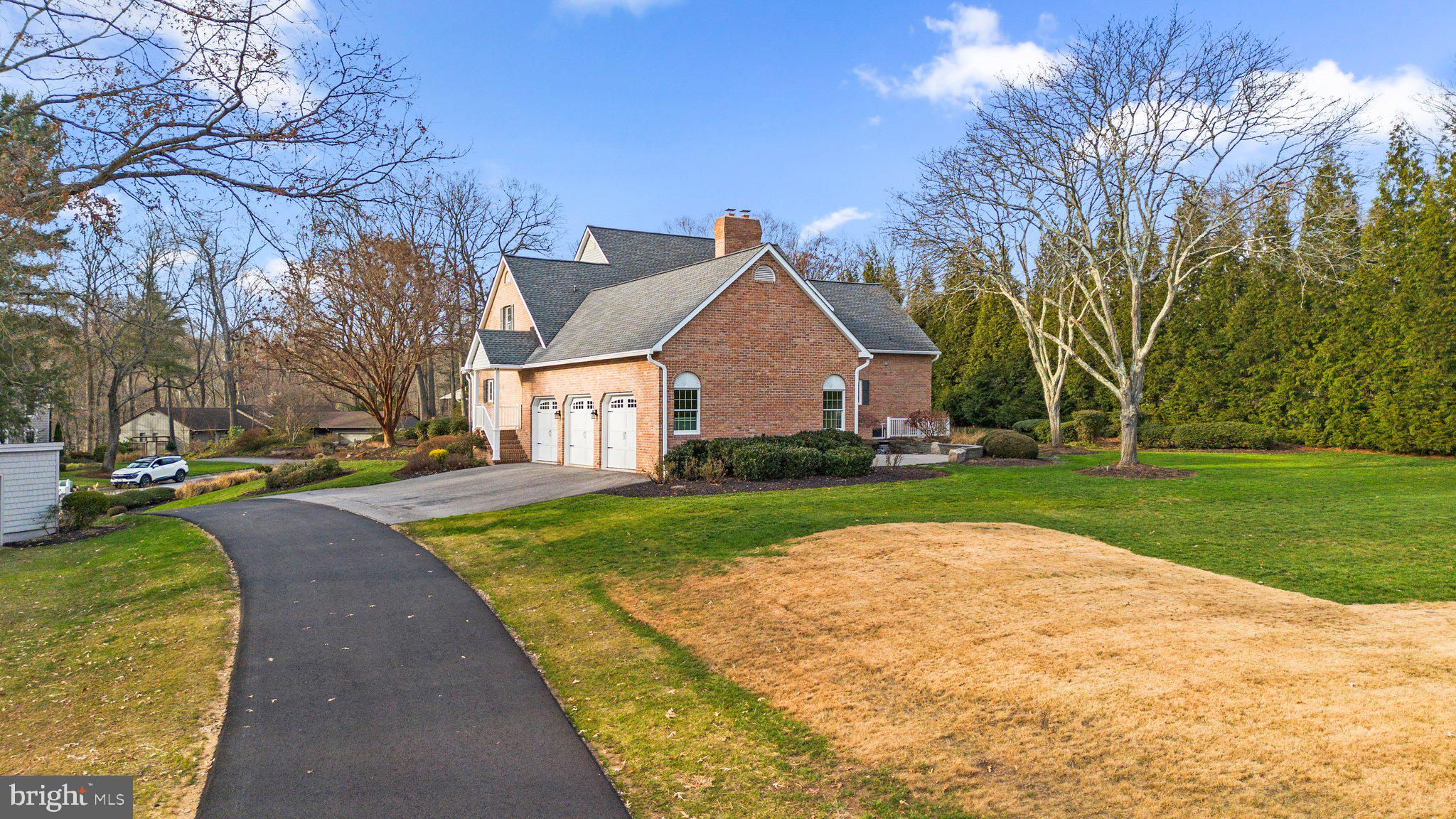 513 POINT FIELD DRIVE A