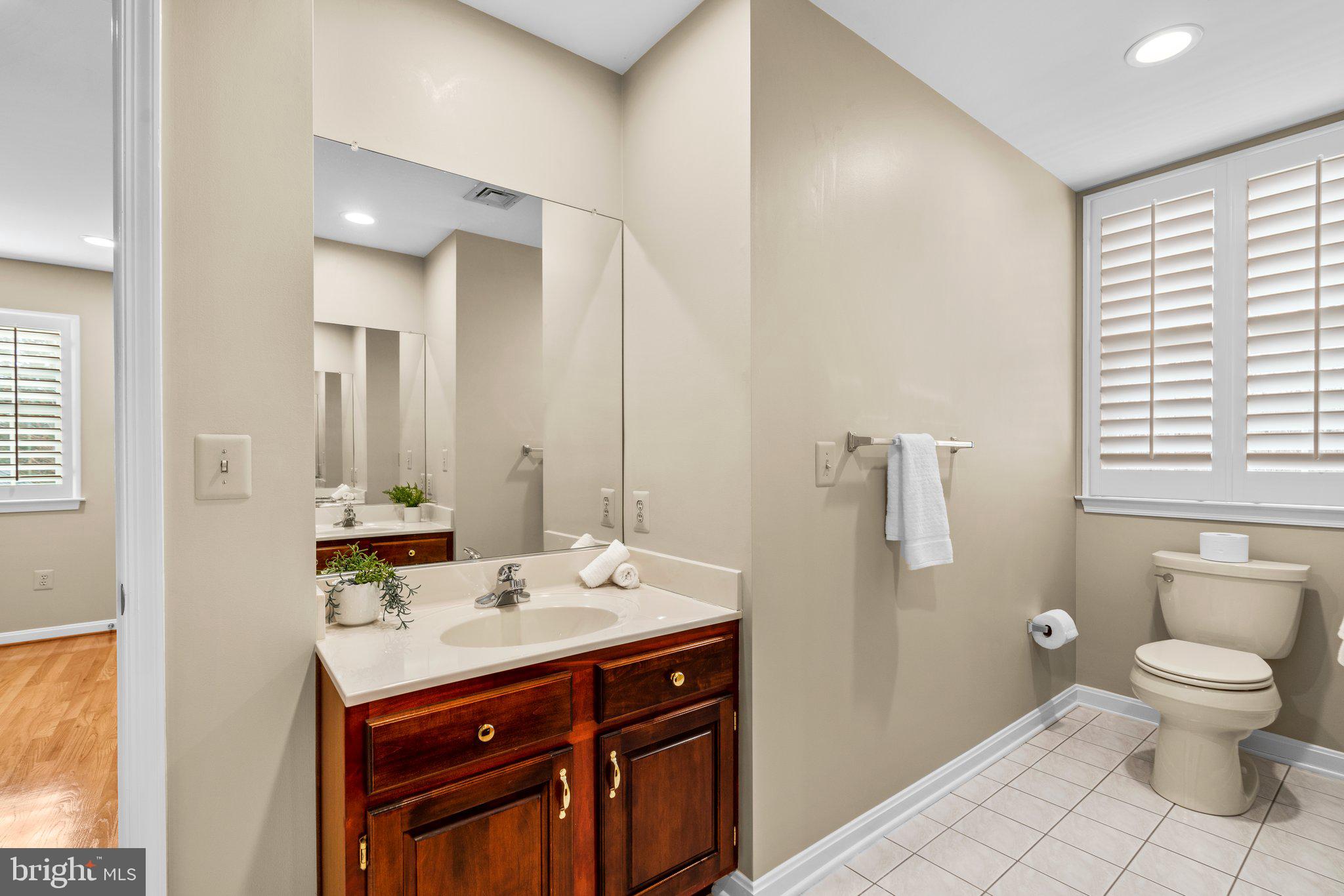 513 POINT FIELD DRIVE A