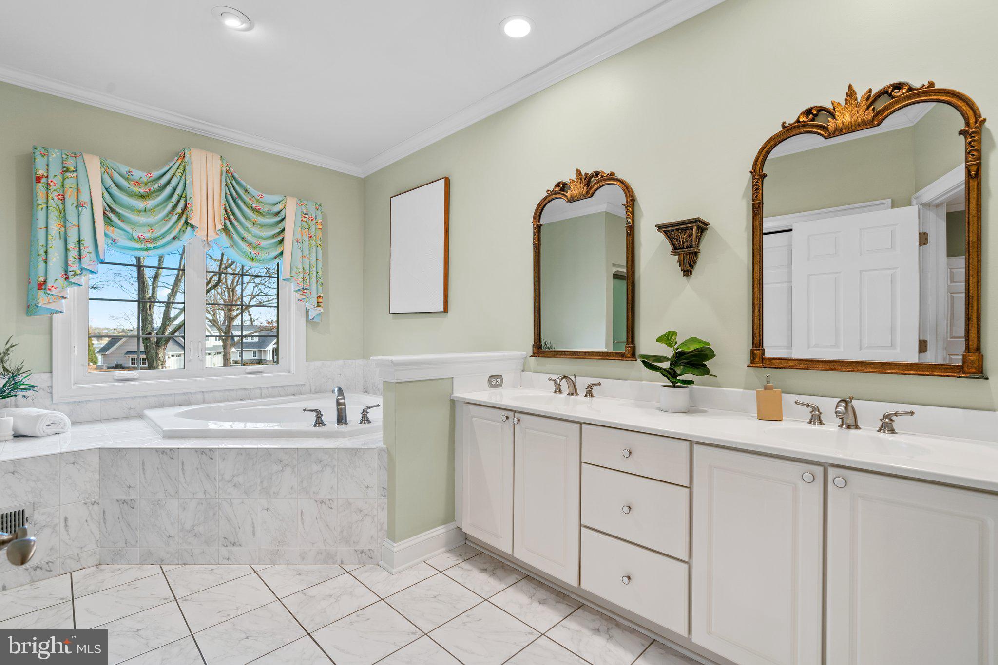 513 POINT FIELD DRIVE A