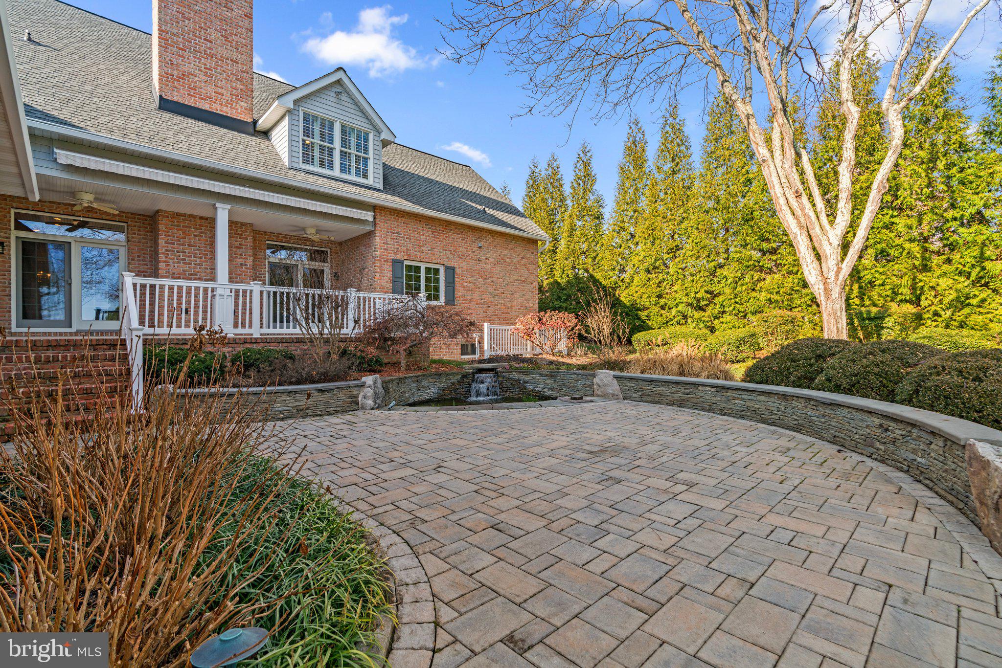 513 POINT FIELD DRIVE A