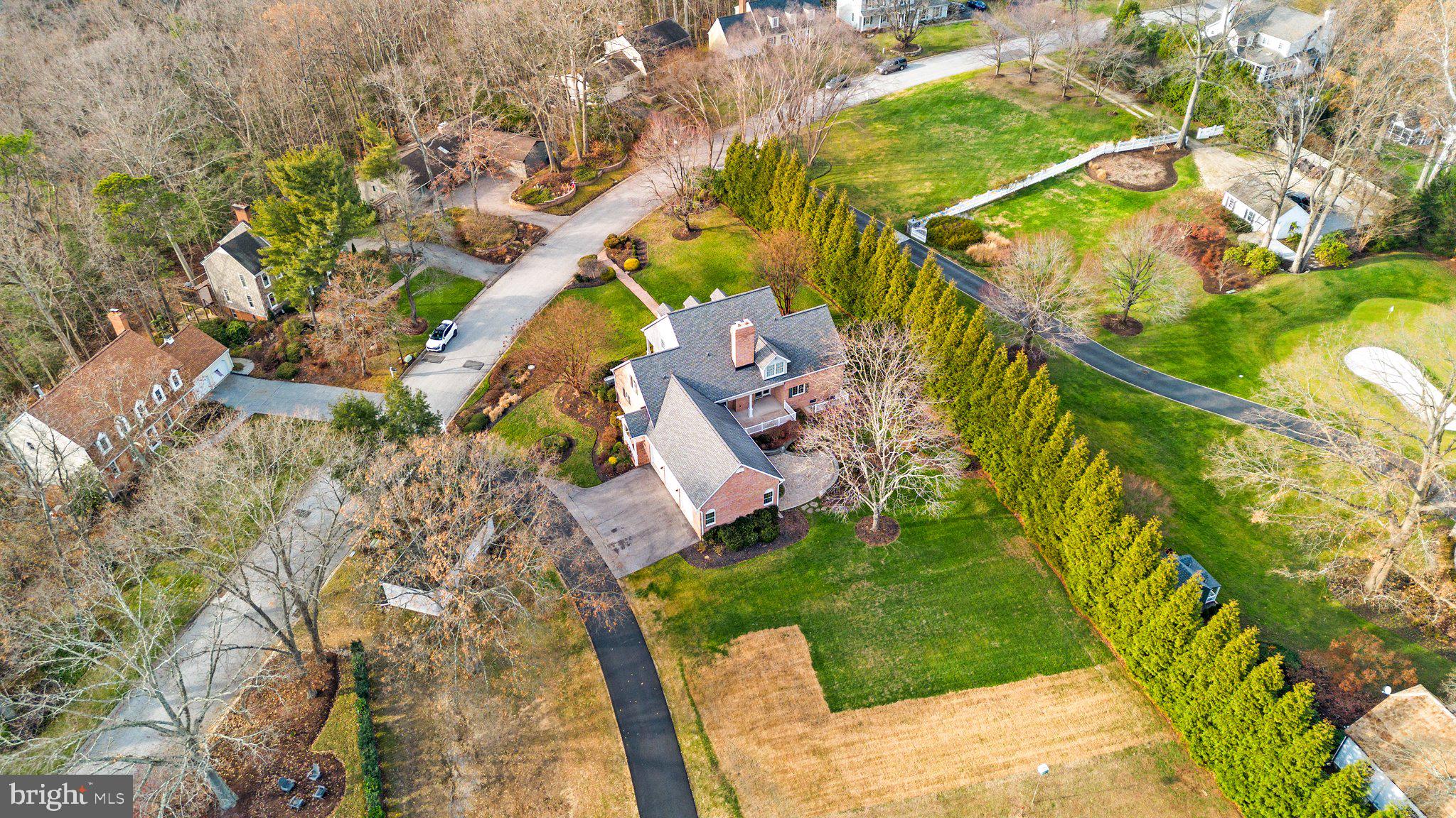 513 POINT FIELD DRIVE A