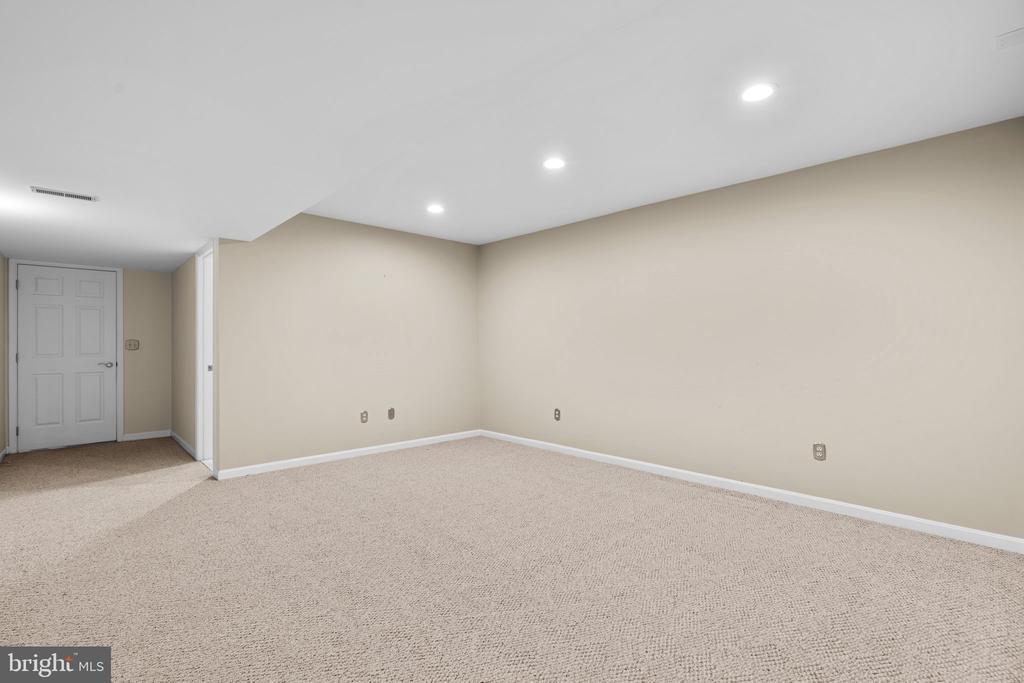 513 POINT FIELD DRIVE A