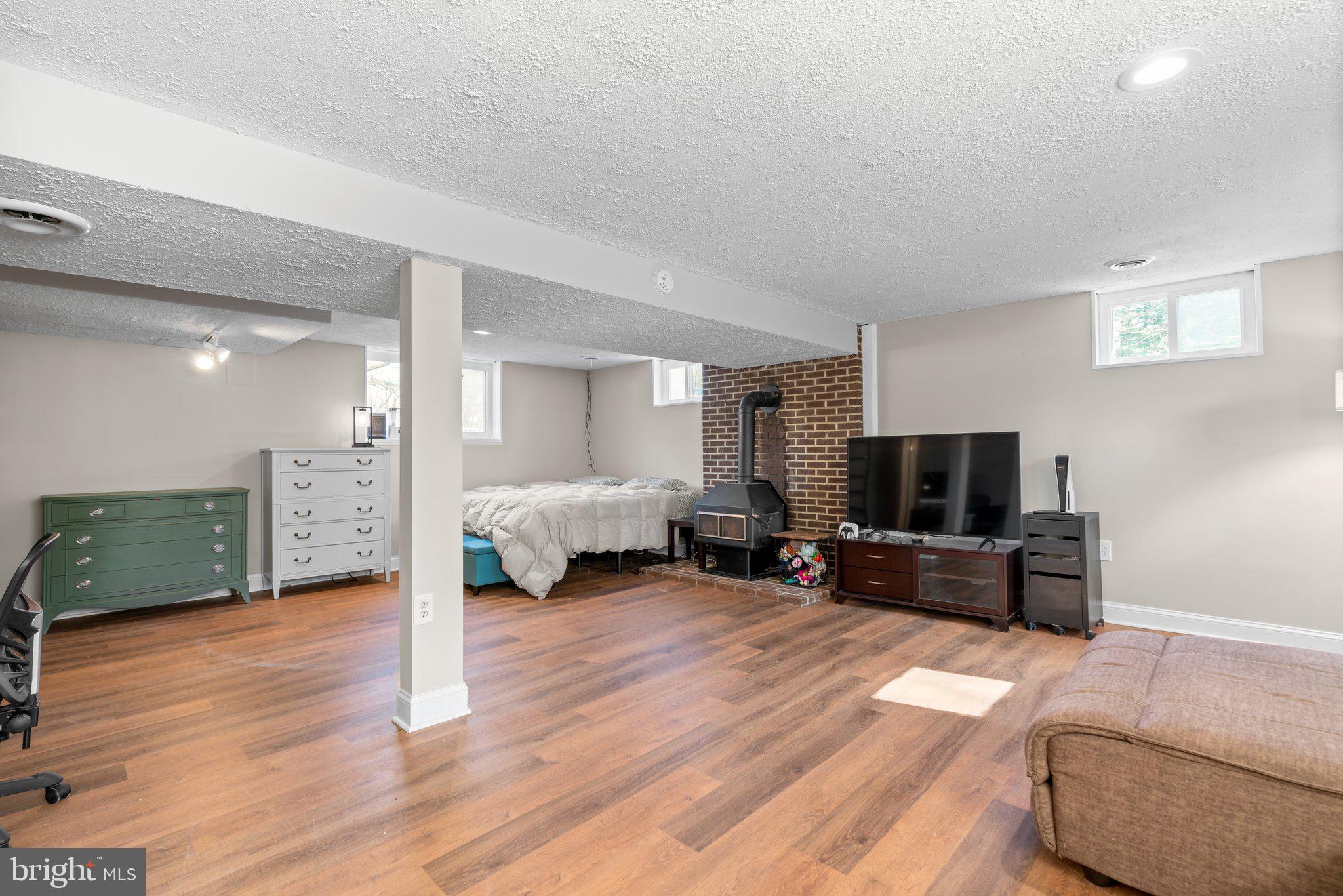 1413 VIRGINIA AVENUE