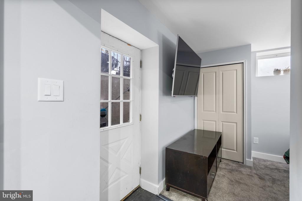 100 SILOPANNA ROAD