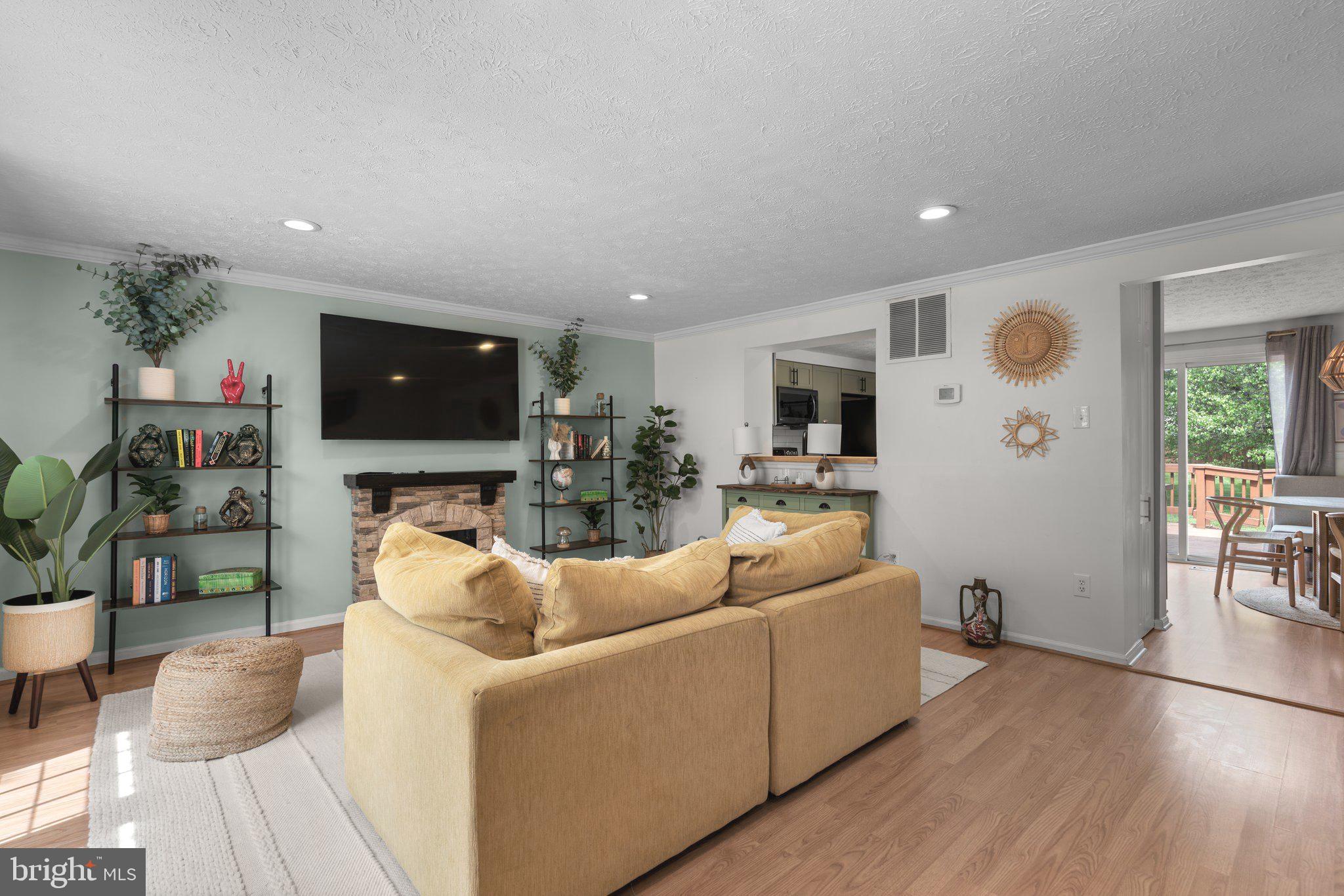 760 WILLOWBY RUN