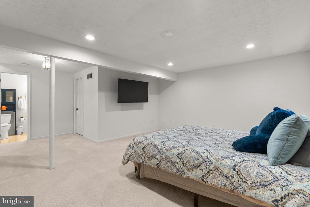 760 WILLOWBY RUN