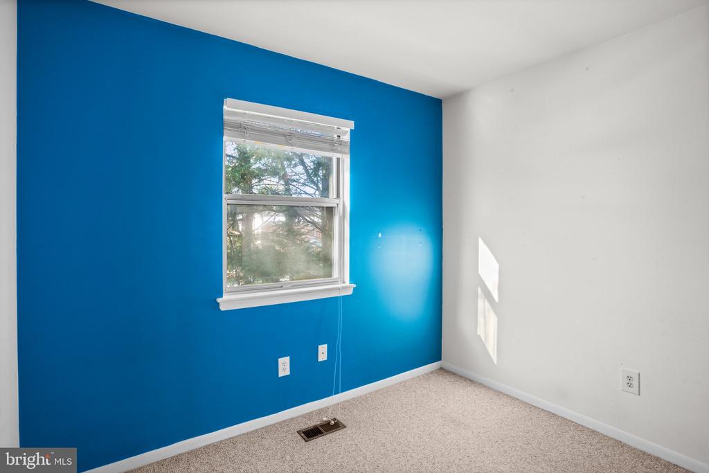 5 FAIRHOPE COURT